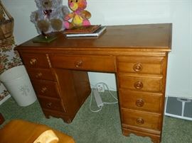 maple desk