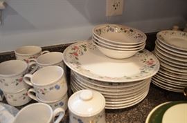 Every Day Dish Set