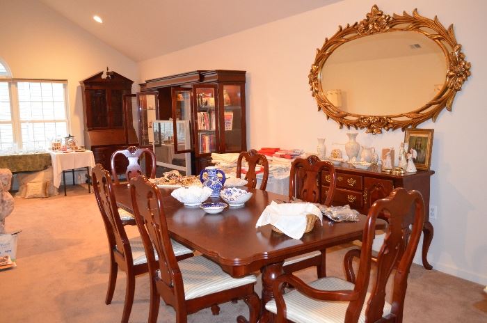 Traditional Dining Room Set - NEW  Plastic still on seats, Large Oval Gold Mirror