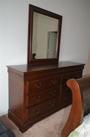 Mahogany Bedroom set .....NEW