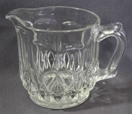 3-1/2" Clear Glass Creamer with Star Bottom