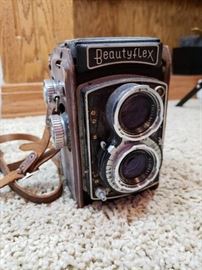 Beautyflex Antique Camera