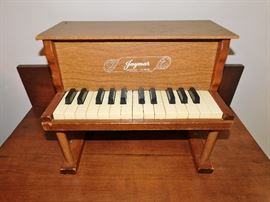 1950s Jaymar toy piano
