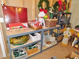 Many large Christmas display items. Garden plaques and bunnies.