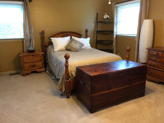  Family Heritage Estate Sales, LLC. New Jersey Estate Sales/ Pennsylvania Estate Sales. Bedroom Furniture. Wood Chest. Corner Shelves. 