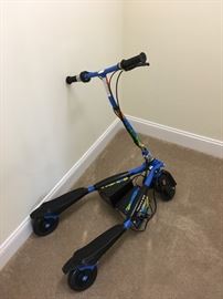 ELECTRIC SCOOTER - TRIKKE 