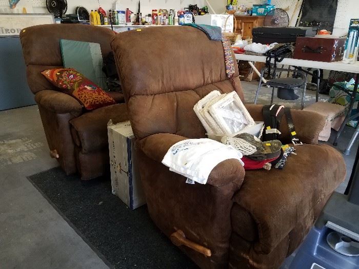 Pair of matching recliners