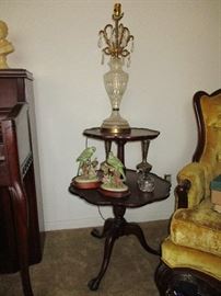 Antique two tiered scalloped edge table, antique lamp, porcelain birds