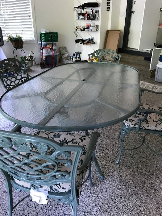 WOODWARD Cast Iron Glass-Top Table & 4 Chairs.   Excellent Condition