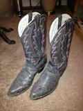 Nocona cowboy boots size 10
