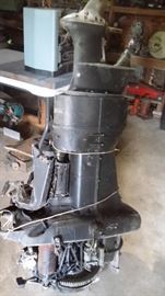 I THINK THIS IS A MERCURY OUTBOARD MOTOR