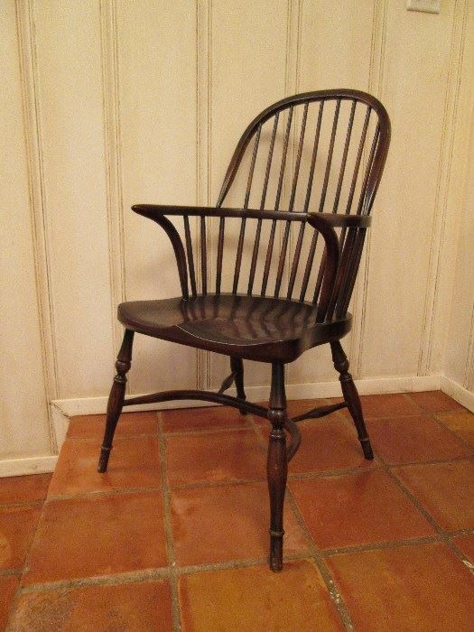 Windsor Spindle Back Arm Chair
