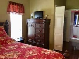 2nd armoire
