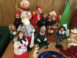 Buyer's Choice Choir Figures