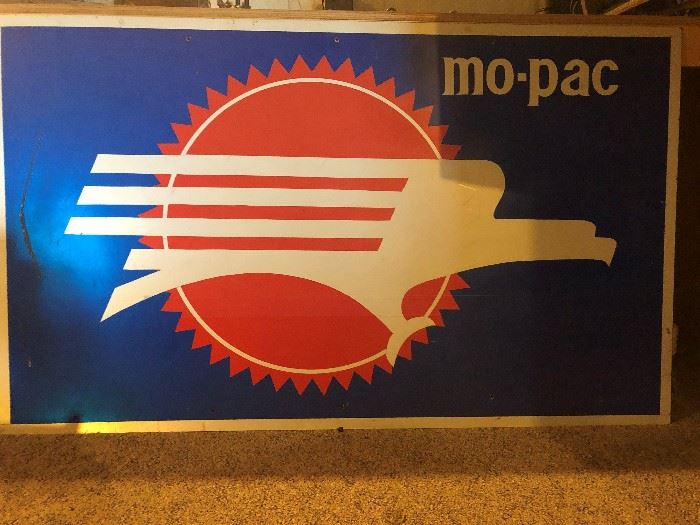 Large Mo-Pac Sign