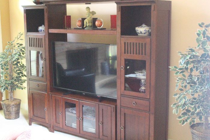 American Signature Entertainment Center 91x50x80