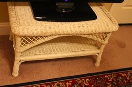 Wicker coffee table stand