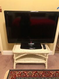 40" inch flatscreen TV
