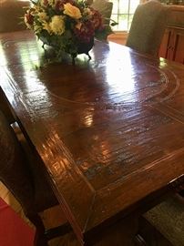 Dining room table finish
