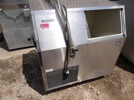 Boshizaki Ice Maker / Bin