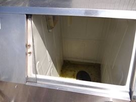 Boshizaki Ice Maker / Bin