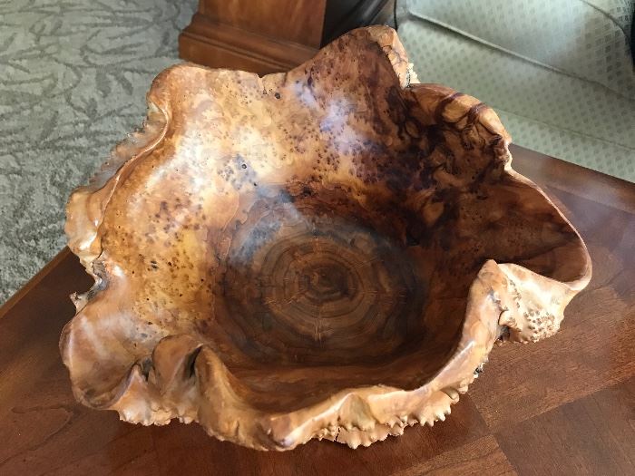 Burled wood vessel 