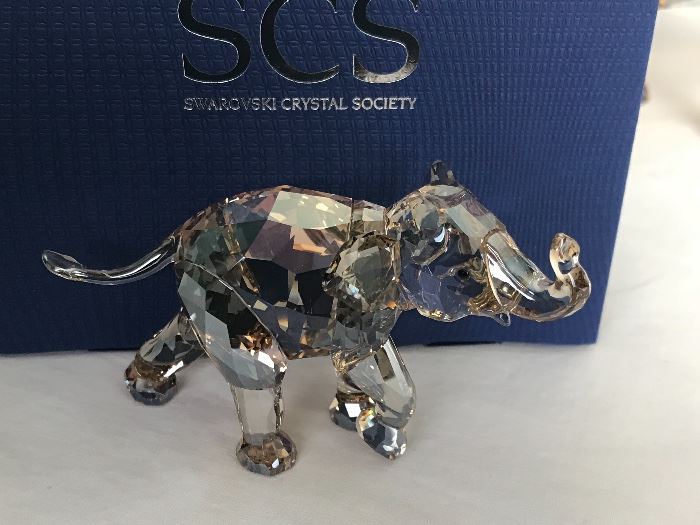 Swarovski Crystal Society- Young Elephant figurine 