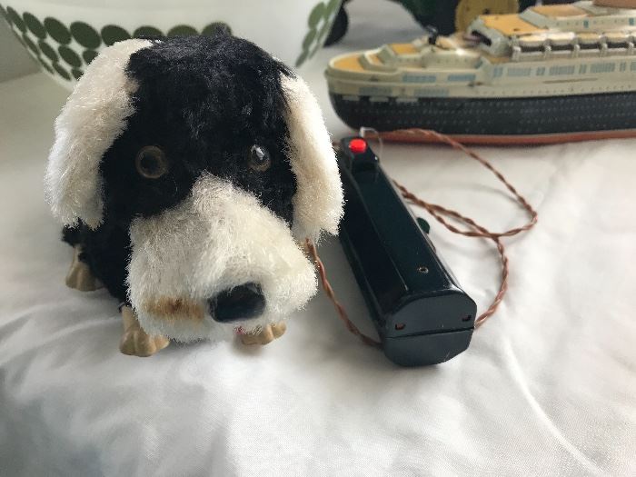Vintage toy battery operated toy dog 