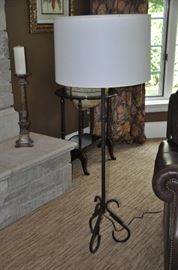 Iron floor lamp with scroll base