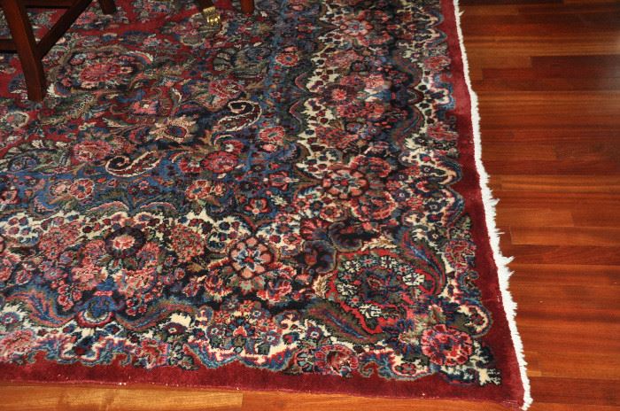 Stunning antique c.1920’s Persian large hand made wool area rug. Approx. 10’ x 14’