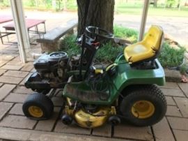 John Deere Riding Lawn Mower