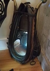 horse collar with mirror