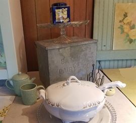 Batavia Dairy porch box