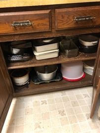 Pots & Pans, Tupperware, other kitchenware