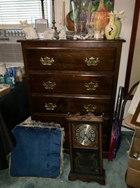 4-drawer pine chest, vintage decor.