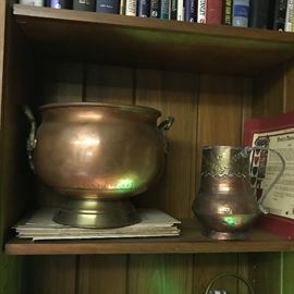 Copper decorative pot and mug