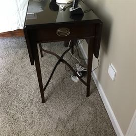 Front of Old Sturbridge Village small drop-leaf table with drawer