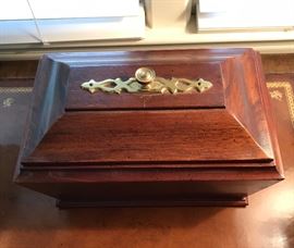 Kittinger Oblong Tea Caddy