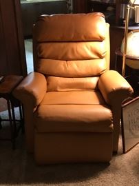Leather lift chair