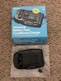 Universal battery pack charger