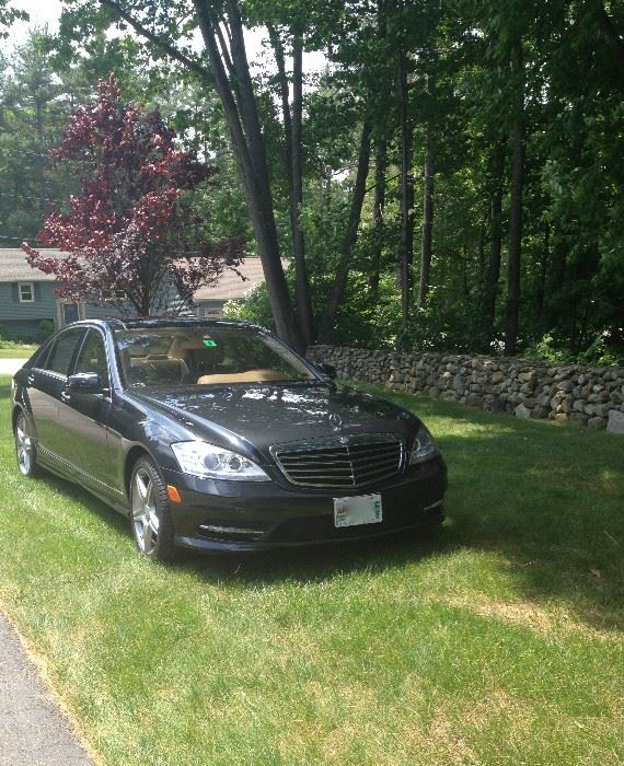 2011 Mercedes-Benz 5550 Class 5 $29,600.00 Very low 52,000 miles, non-smoker, clean title. Garage Kept. All maintenance records, Storage package. Several other items included at no addition cost.Moving out of state nad can not take it with me. This item is available pre-sale. Call for private showing Patty 603-521-5626 NO DEALERS PLEASE!!!!