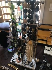 Lots of Jewelry!!