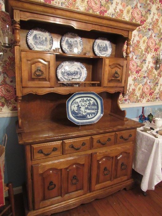 Antique Maple Hutch, Available for Pre-sale $344 (email cindy@thetimefinders.net for appt)
