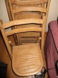 4 CHILDS FOLDING CHAIRS