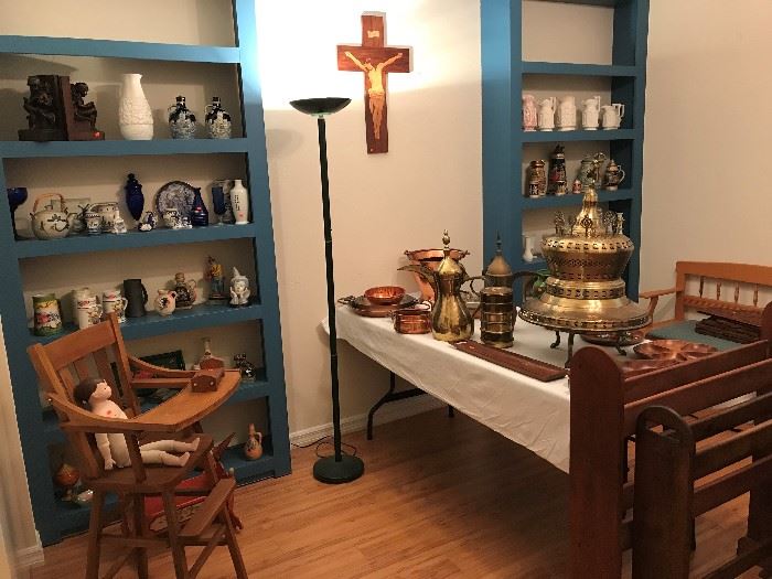 ROMA FIGURINES, BRASS & COPPER ITEMS & COLLECTIBLES