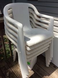 Outdoor lawn chairs