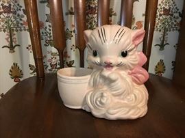 Vintage kitty planter