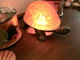 Glass turtle lamp
