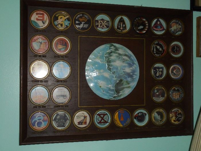 RARE  NASA medallions (28 total) framed  5/5/61- 12/6/72 w/each flight commanders name