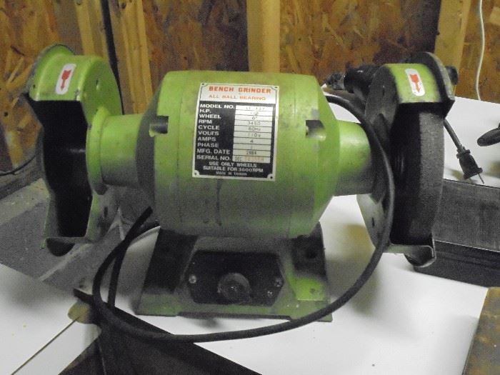 Bench grinder  1/2 hp, 110 v, 1 phase